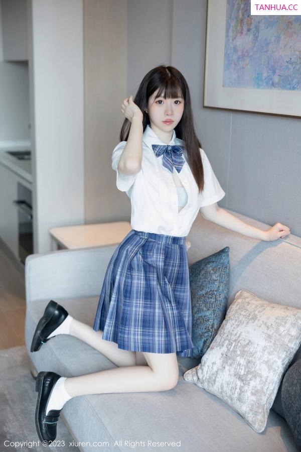   [XiuRen]高清写真图 2023.06.29 No.6993 林悠悠 格子裙美腿第43张图片